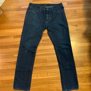 Men’s 32x32 J Crew “The Druggs” slim straight jeans. Good condition